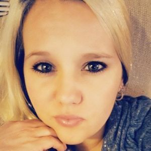 Meet your Posher, Alisha